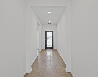 23015 Forebear Drive - Photo Thumbnail 4