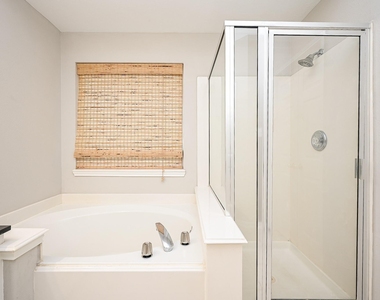 12138 Havenmist Drive - Photo Thumbnail 15