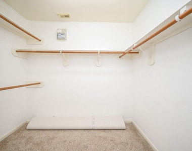 12138 Havenmist Drive - Photo Thumbnail 16