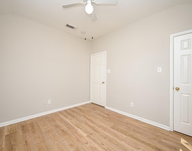 12138 Havenmist Drive - Photo Thumbnail 20