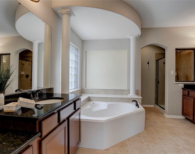 13419 Sunset Bay Lane - Photo Thumbnail 19