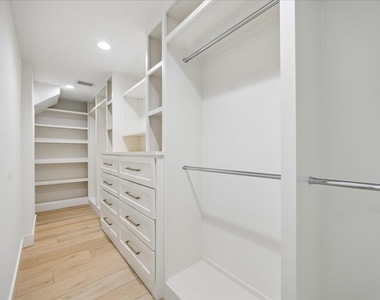 12510 Mooreknoll Lane - Photo Thumbnail 16