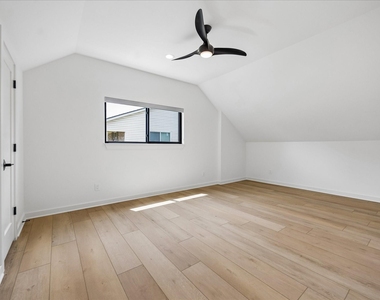 12510 Mooreknoll Lane - Photo Thumbnail 19