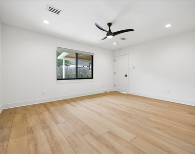 12510 Mooreknoll Lane - Photo Thumbnail 12