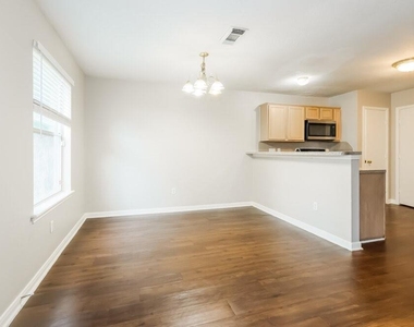8002 Scarlet Tanager Drive - Photo Thumbnail 4