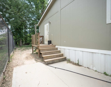 20511 N Sabine Drive - Photo Thumbnail 21