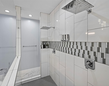 2413 Pease Street - Photo Thumbnail 33