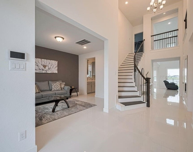 18311 Licola Meadow Lane - Photo Thumbnail 6