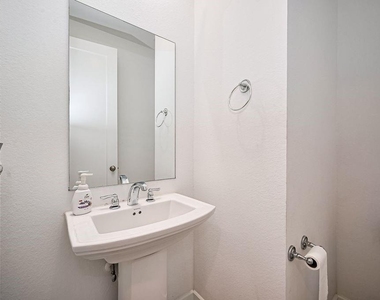 18311 Licola Meadow Lane - Photo Thumbnail 17