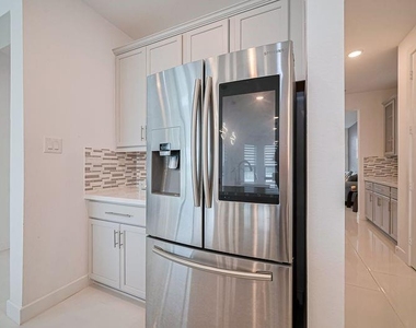 18311 Licola Meadow Lane - Photo Thumbnail 13
