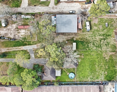 918 Lehman Street - Photo Thumbnail 7