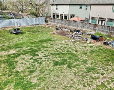 918 Lehman Street - Photo Thumbnail 15