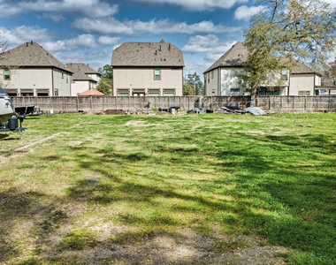 918 Lehman Street - Photo Thumbnail 10
