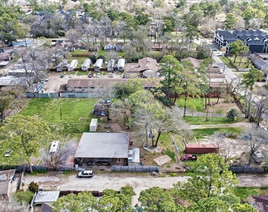 918 Lehman Street - Photo Thumbnail 5