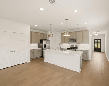 32503 Midsummer Drive - Photo Thumbnail 7