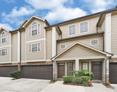 2414 Calumet Street - Photo Thumbnail 1