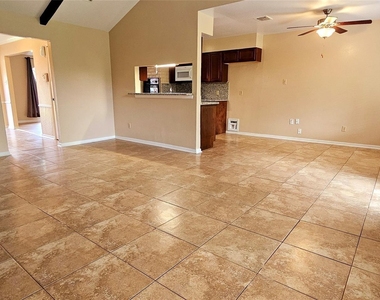 6719 Mccullum Road - Photo Thumbnail 6