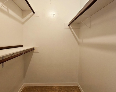6719 Mccullum Road - Photo Thumbnail 20