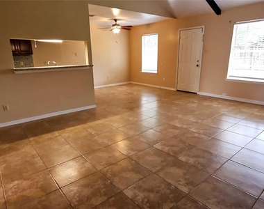 6719 Mccullum Road - Photo Thumbnail 15