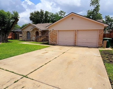 6719 Mccullum Road - Photo Thumbnail 2
