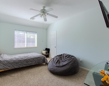 20922 Clovermeadow - Photo Thumbnail 19