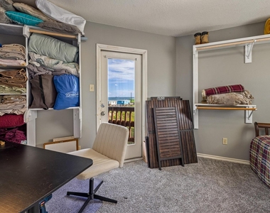 601 Wave Court - Photo Thumbnail 46