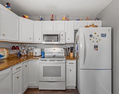 601 Wave Court - Photo Thumbnail 20