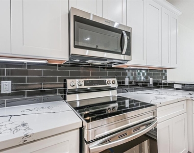 5317 Chennault Road - Photo Thumbnail 1