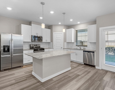 1514 Blue Acer Drive - Photo Thumbnail 2