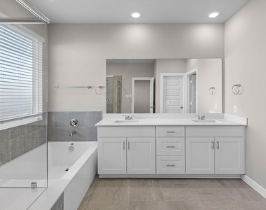 1514 Blue Acer Drive - Photo Thumbnail 14