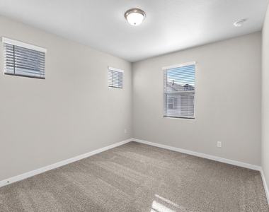 1514 Blue Acer Drive - Photo Thumbnail 23