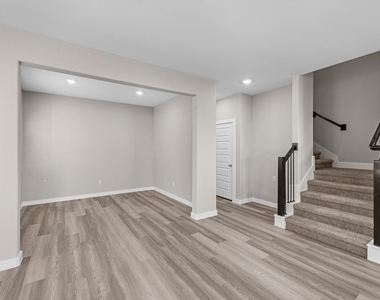 1514 Blue Acer Drive - Photo Thumbnail 7