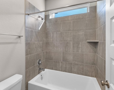 1514 Blue Acer Drive - Photo Thumbnail 19