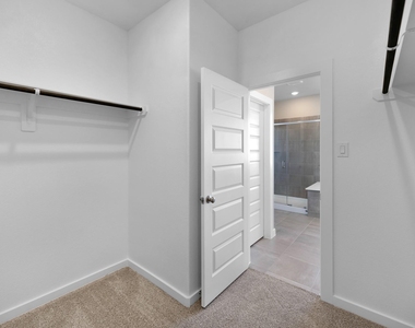 1514 Blue Acer Drive - Photo Thumbnail 16