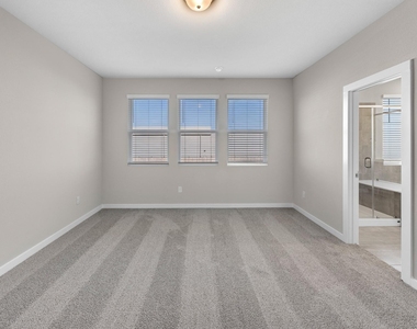 1514 Blue Acer Drive - Photo Thumbnail 13