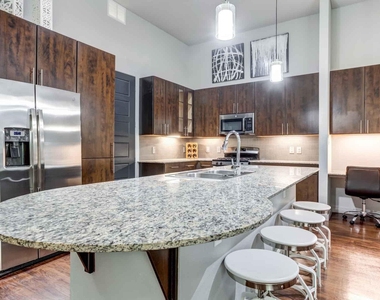 2525 Mccue Road - Photo Thumbnail 1