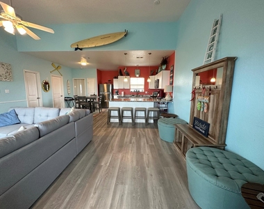124 Howard Avenue - Photo Thumbnail 9