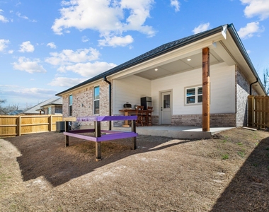 3067 Royal Garden Road - Photo Thumbnail 17