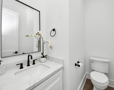 5029 Broom Street - Photo Thumbnail 11