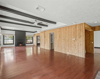 30318 2nd Street - Photo Thumbnail 3
