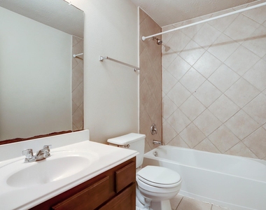 9611 Cobalt Creek Lane - Photo Thumbnail 8