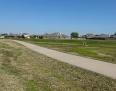 14634 Emerald Cypress Lane - Photo Thumbnail 6