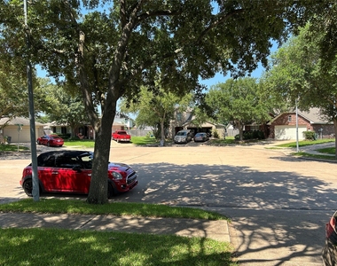 14634 Emerald Cypress Lane - Photo Thumbnail 7