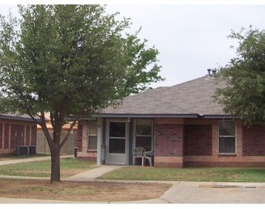 401 Jack Griffin Drive - Photo Thumbnail 2