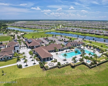 9713 Alister Drive - Photo Thumbnail 17