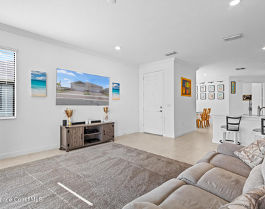 9713 Alister Drive - Photo Thumbnail 6