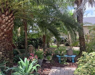 3220 Recco Place - Photo Thumbnail 5