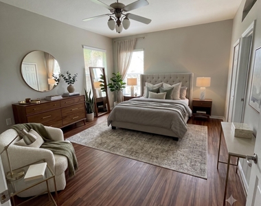 3220 Recco Place - Photo Thumbnail 13