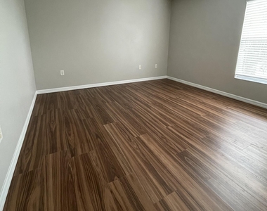 3220 Recco Place - Photo Thumbnail 20