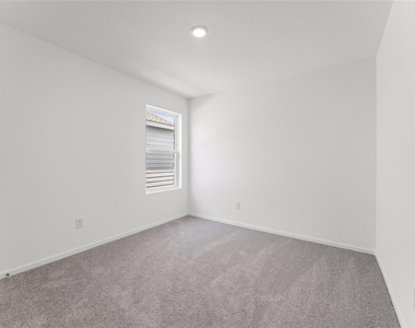 6406 Breakaway Grove Drive - Photo Thumbnail 11